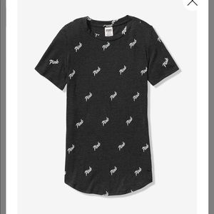 🆕 PINK Crew neck- XS